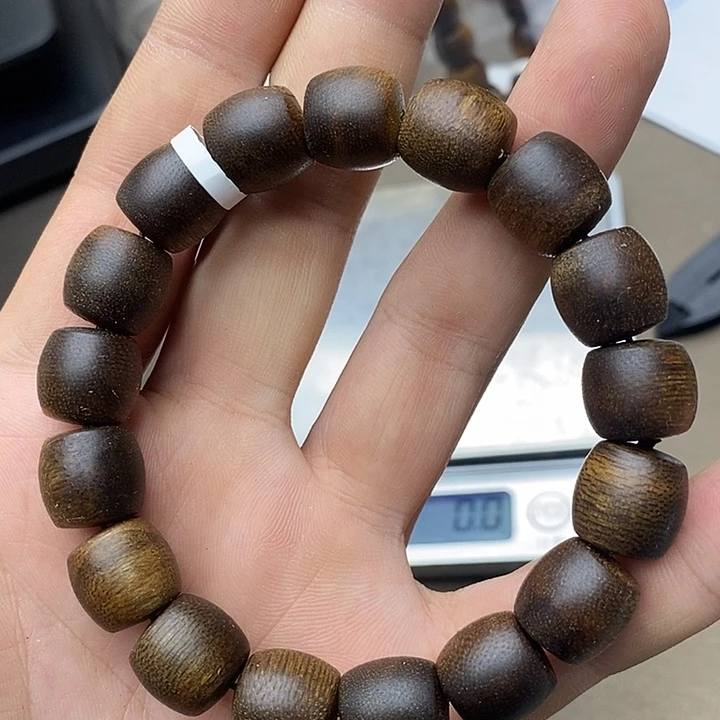 沉香碎屑沉香越南富森野生沉水1.2规格203号