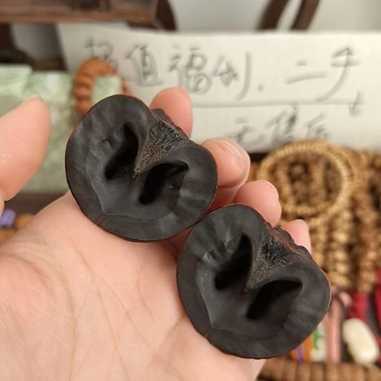 吊坠文玩核桃天然开片核桃地闷