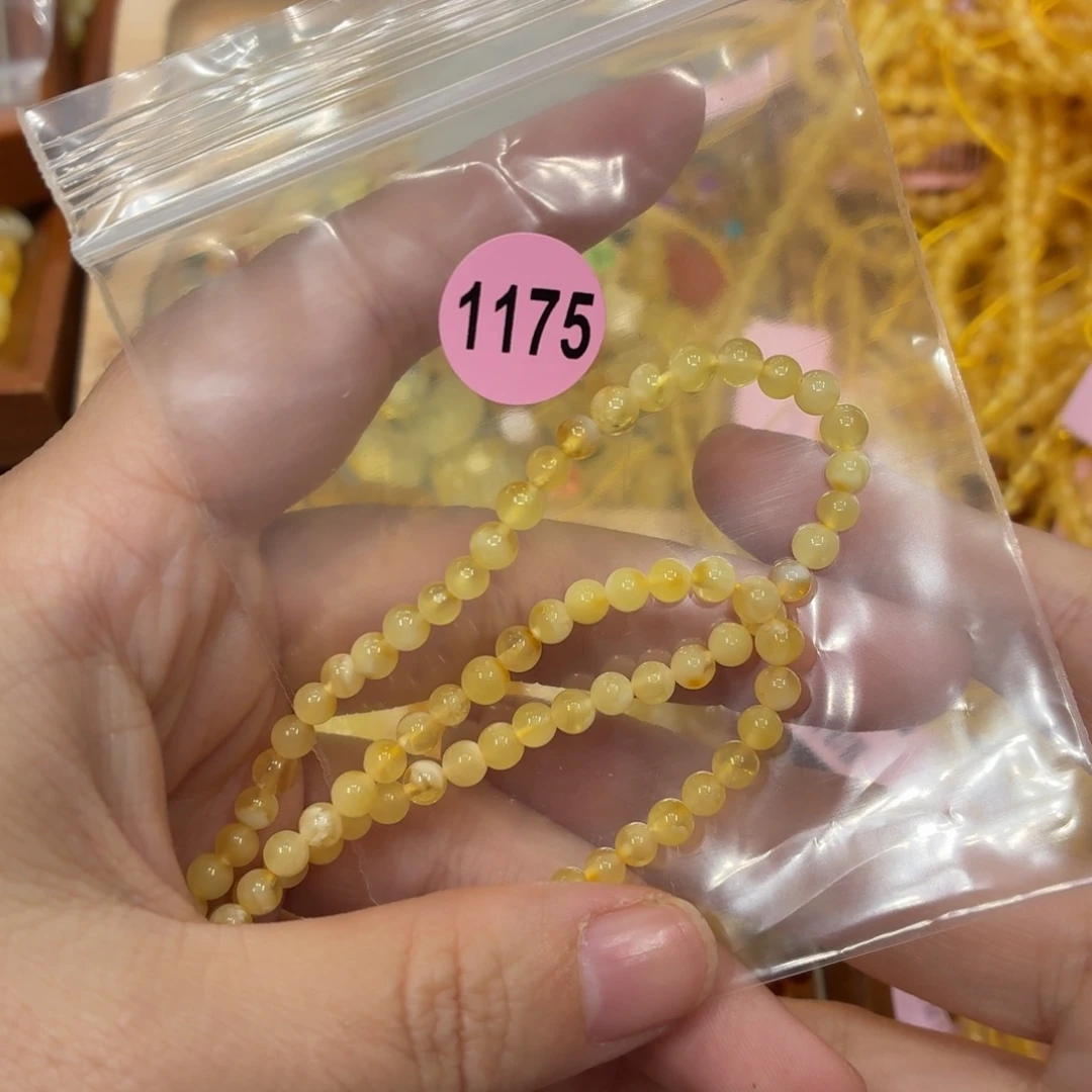 小****琥珀未镶嵌珠宝奇石