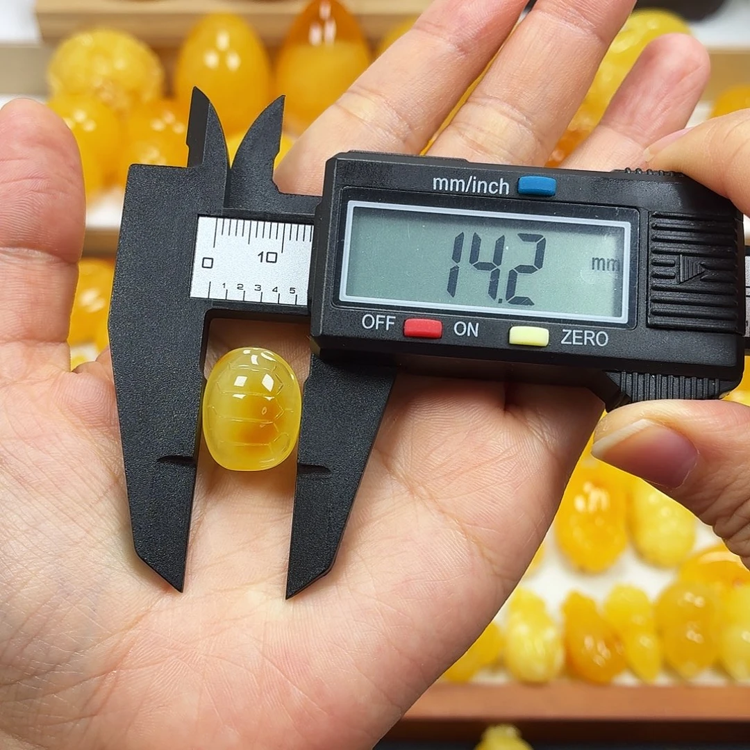 蜜蜡未镶嵌颈饰焦皮妖花俏色富甲打孔不退不换