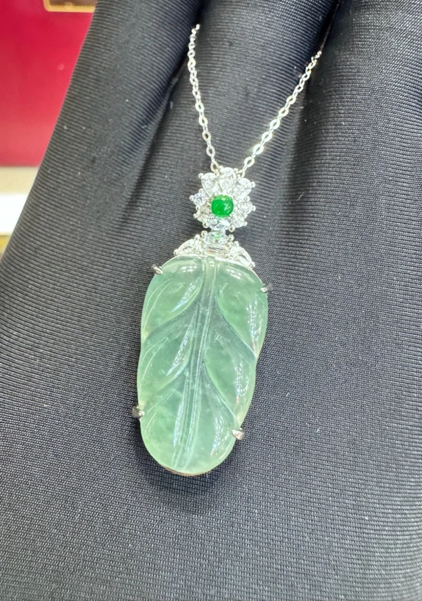 天然翡翠A货叶子