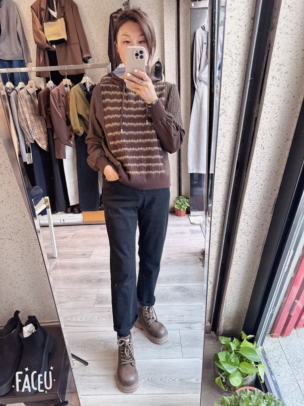 长袖拼接加厚毛针织衫袖型针织休闲女冬季连帽牛仔