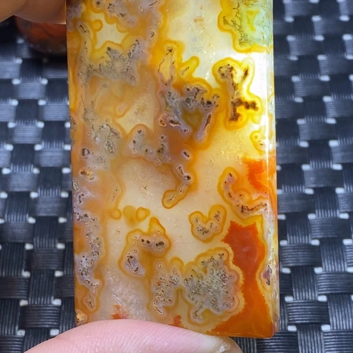 玛瑙/玉髓颈饰未镶嵌✎****雄