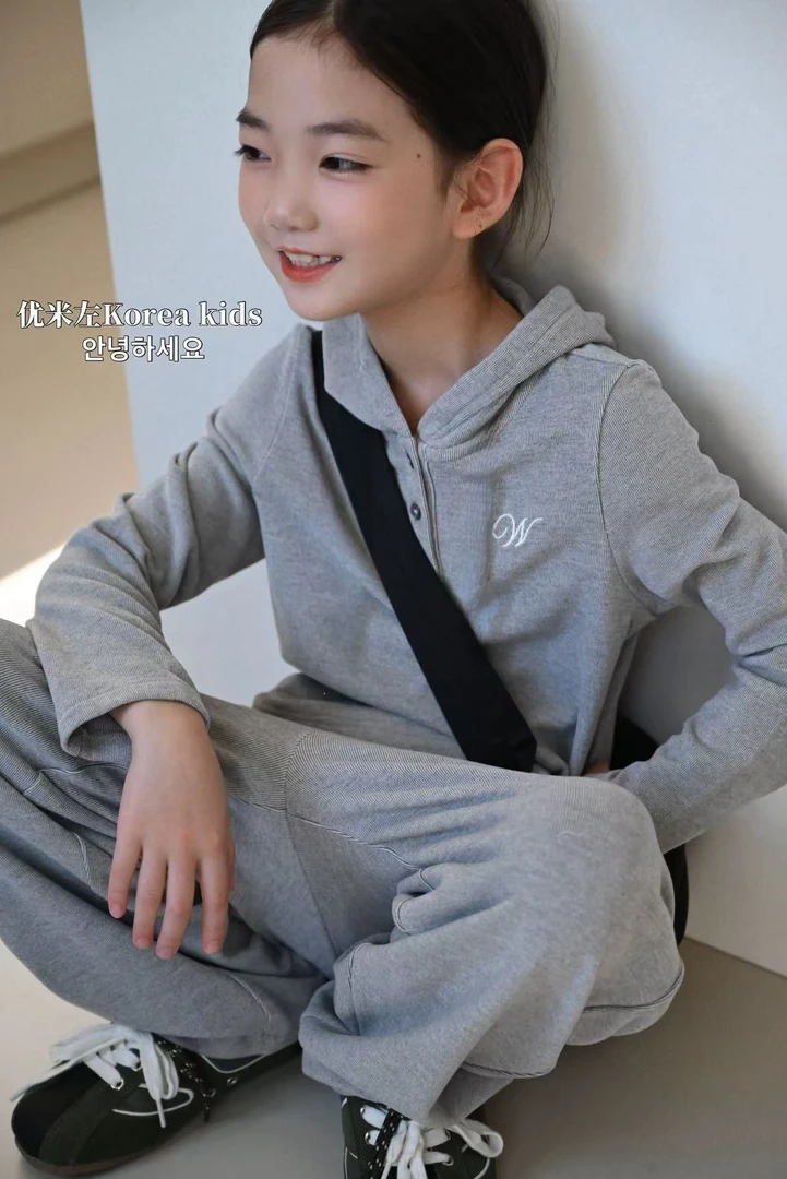 女童休闲套装2025新款儿童秋季卫衣卫裤两件套女孩运动服童装潮