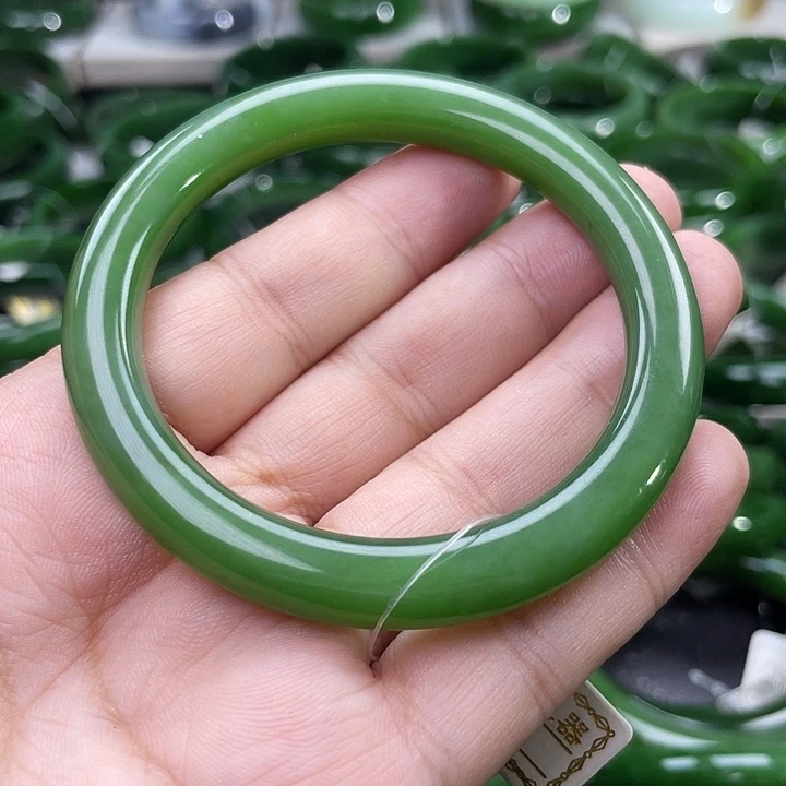 未镶嵌手镯和田玉（碧玉）