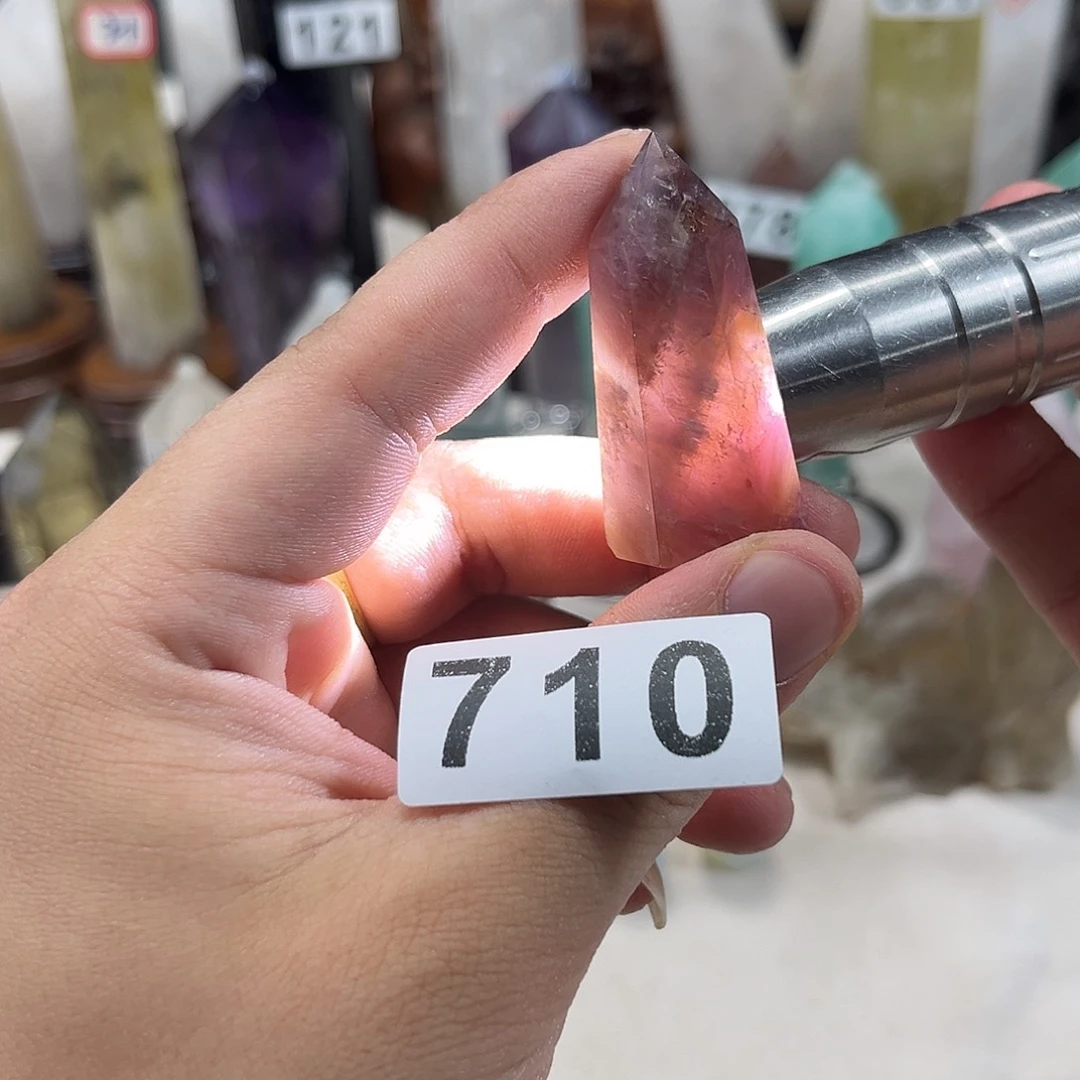 未镶嵌水晶大型摆件（非配饰）