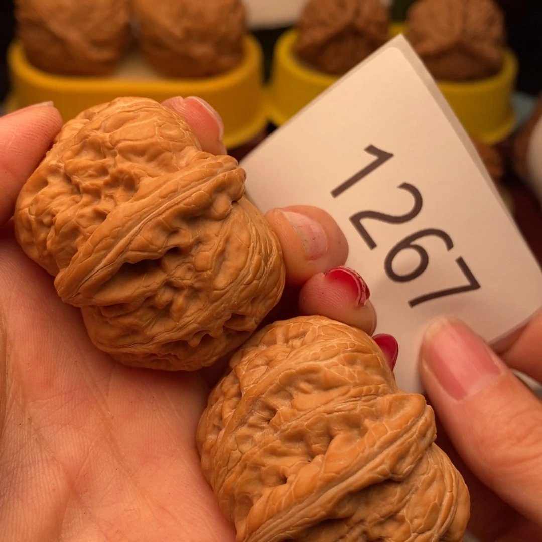 桃核把件毕业元宝43……