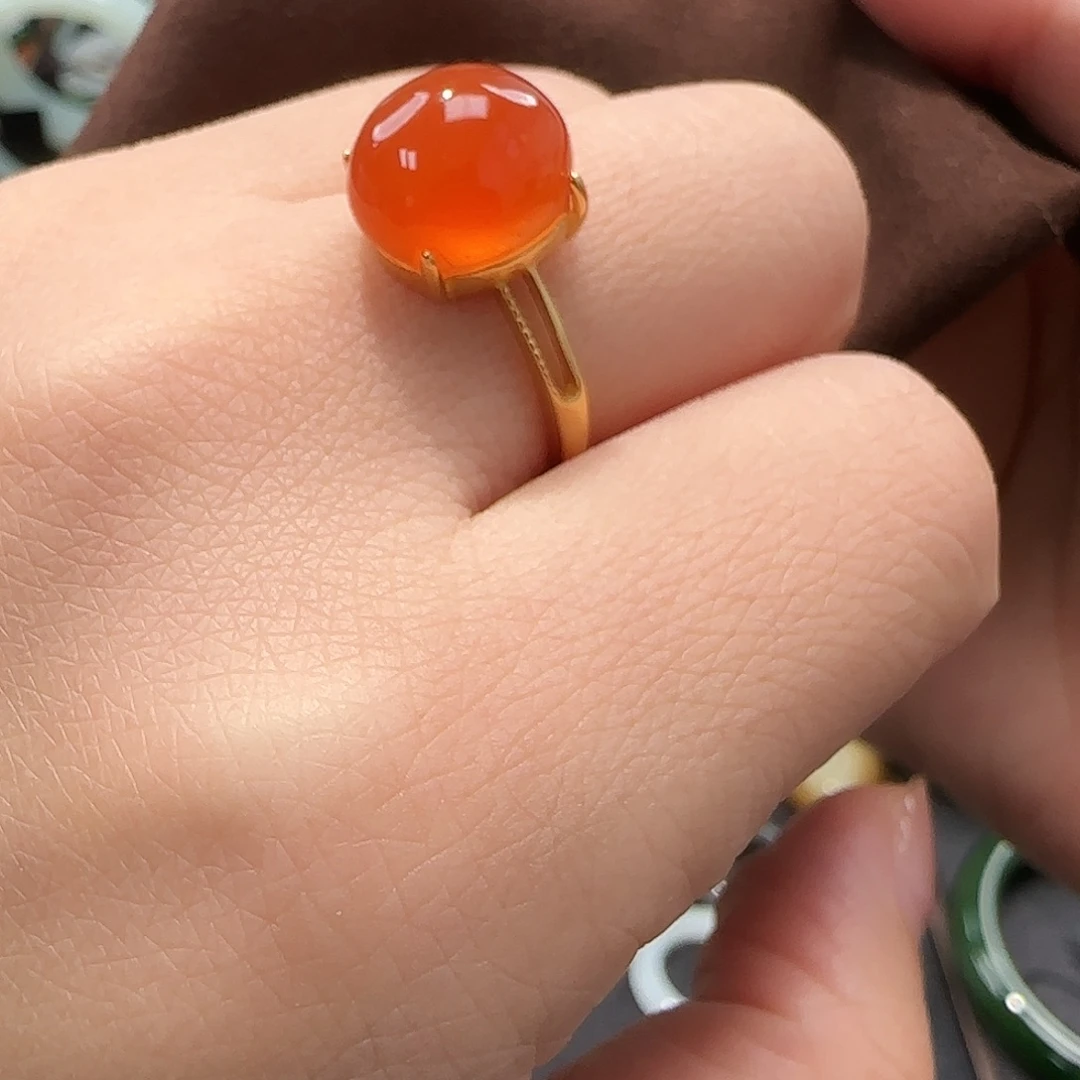 南红玛瑙未镶嵌戒指