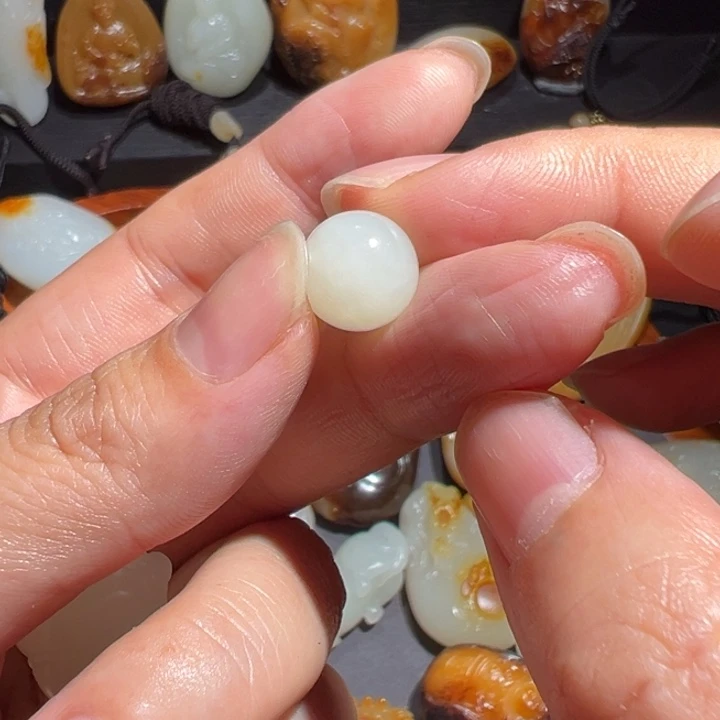 和田玉未镶嵌玉牌