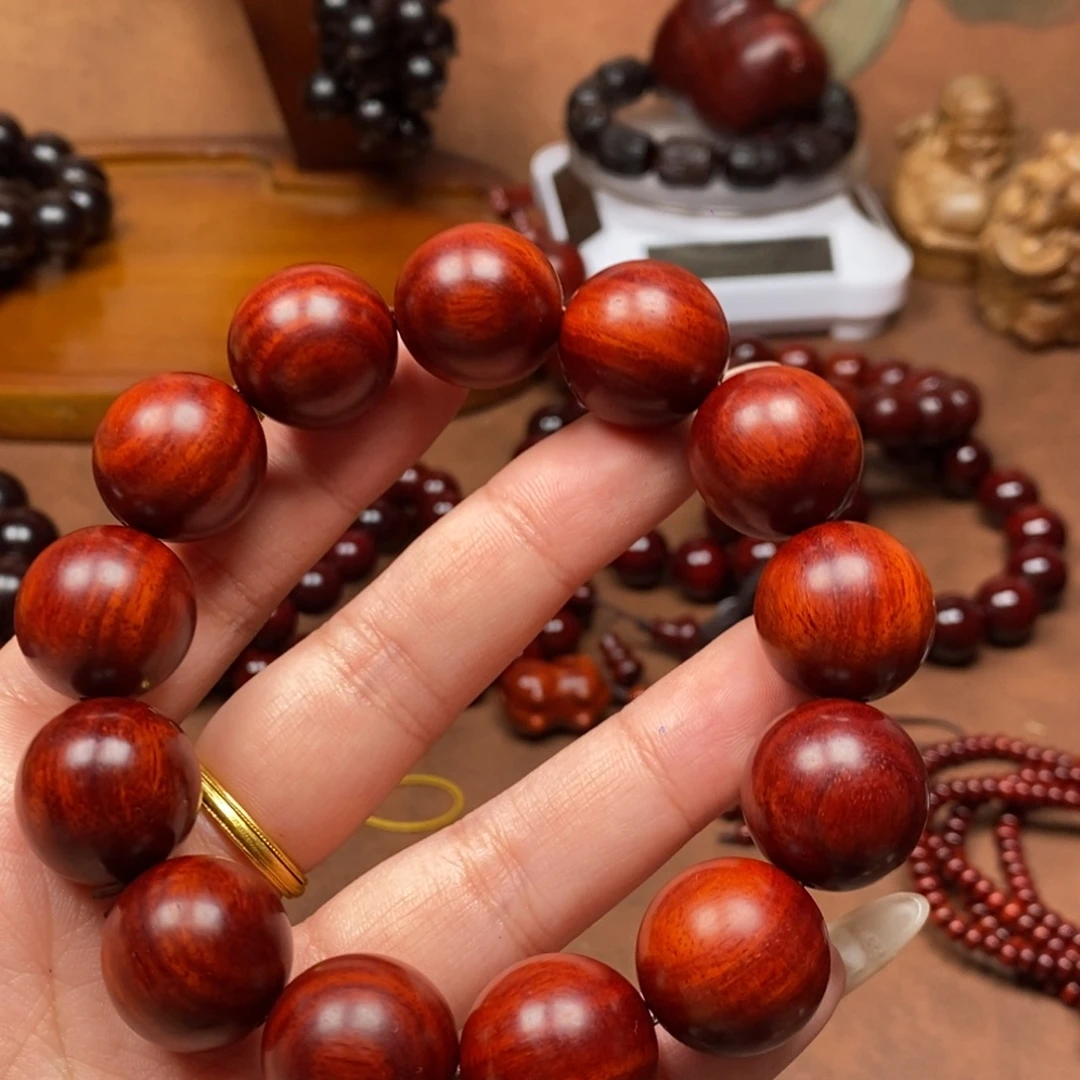 六***的檀香紫檀（小叶紫檀）1.8