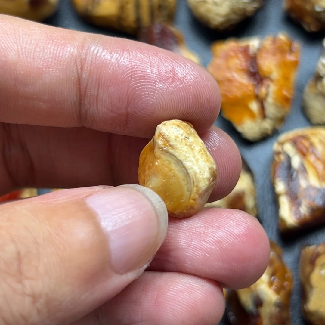 未镶嵌定制琥珀琥珀蜜蜡原石定制