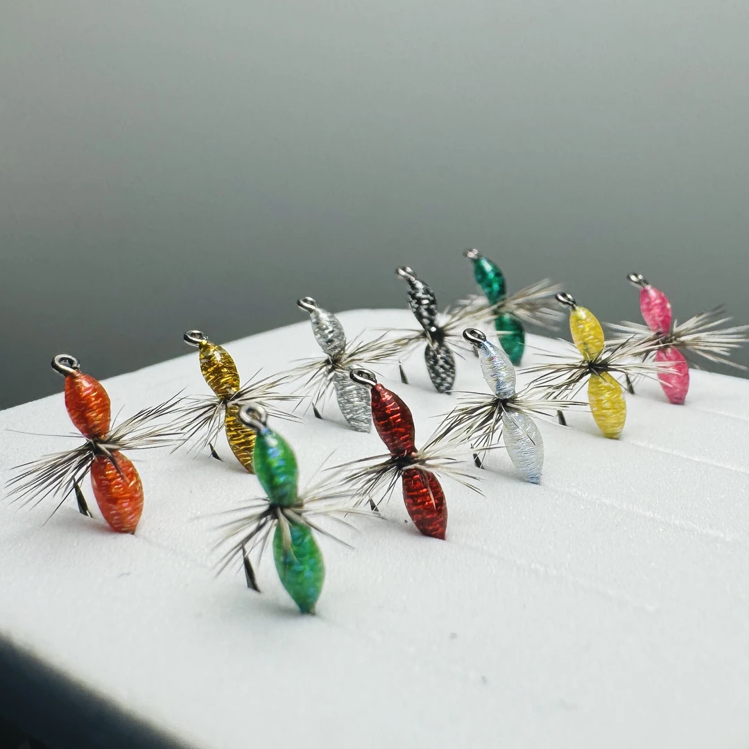 蚂蚁飞蝇钩 飞钓微物蓑羽蚂蚁钩 仿生假饵昆虫白条马口溪流