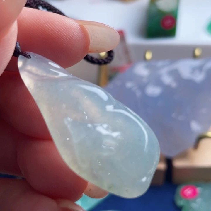 翡翠未镶嵌颈饰天然翡翠