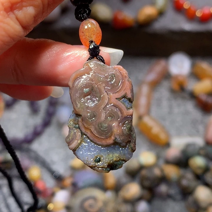 玛瑙/玉髓未镶嵌珠宝半成品