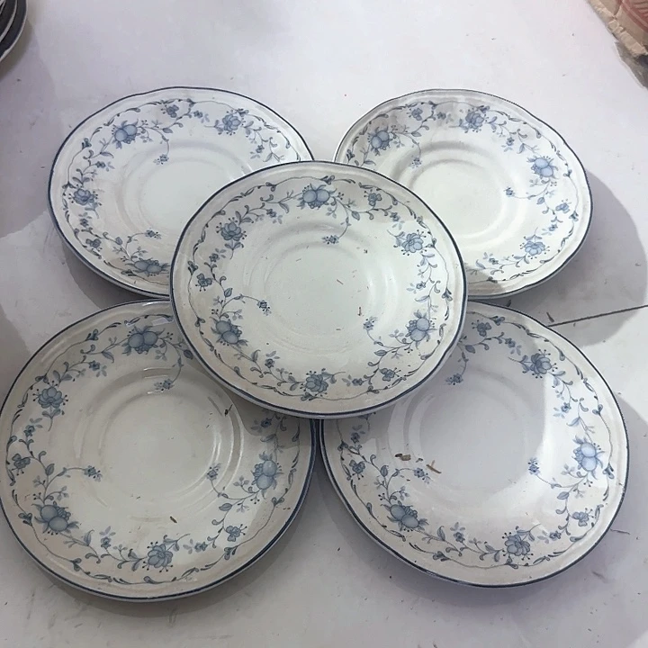 瓷片陶瓷盘子碗啥都有