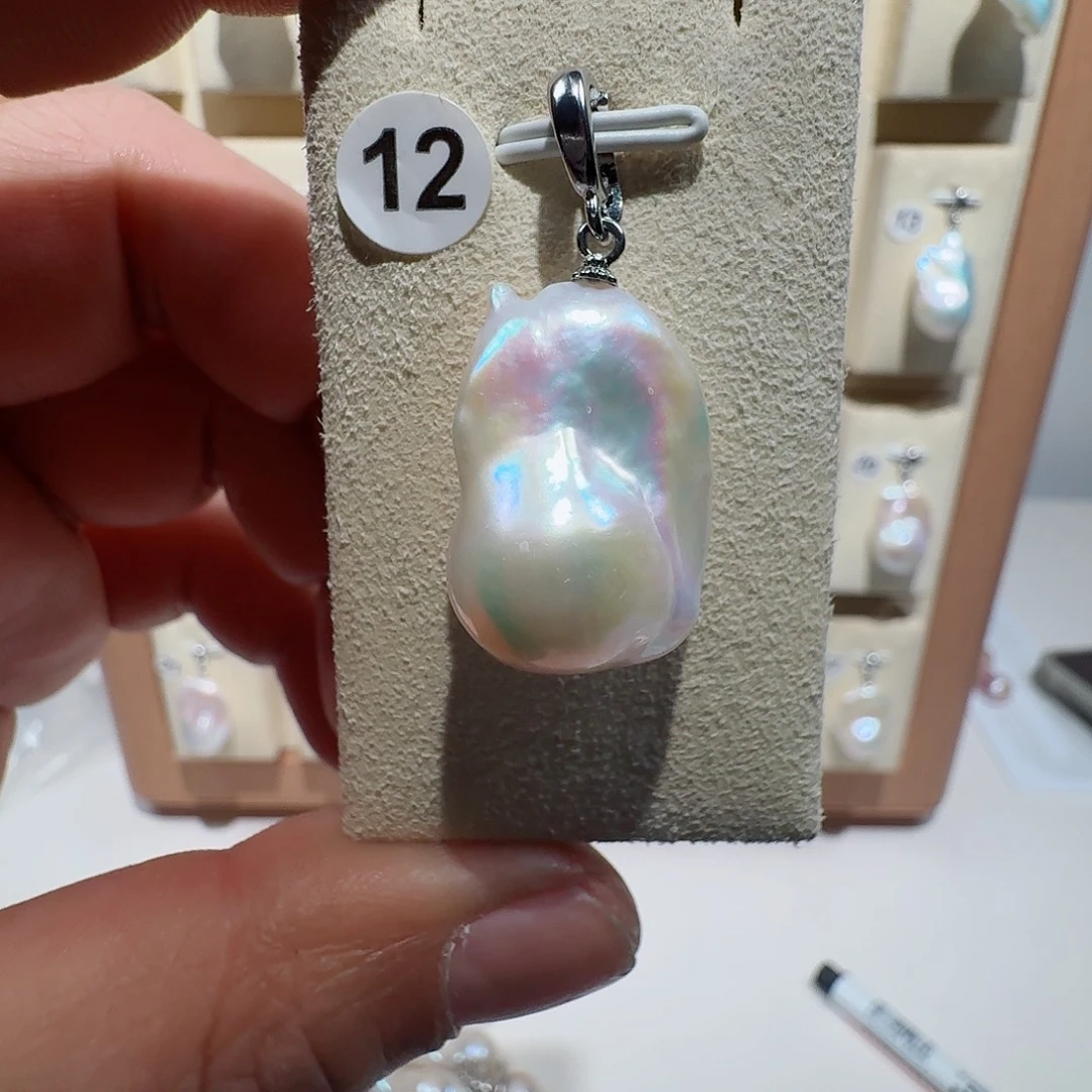 合金淡水珍珠颈饰