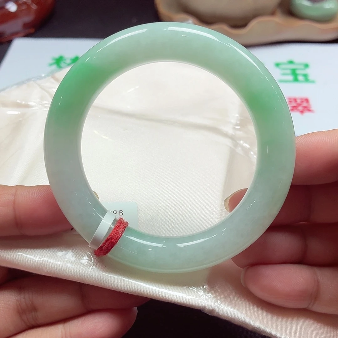 翡翠未镶嵌手镯天然缅甸A货翡翠