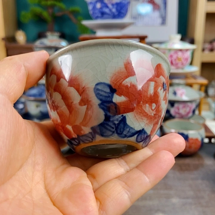 瓷片手工制作工艺精湛等特点为