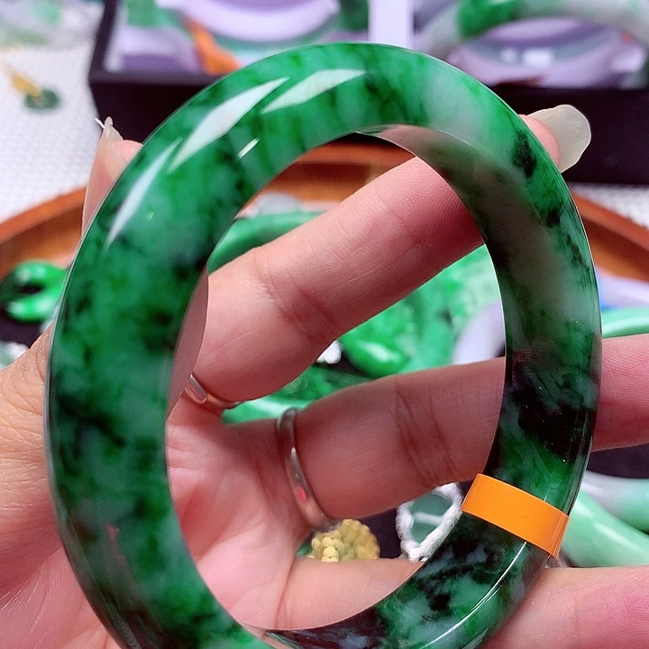 未镶嵌手镯翡翠翡翠