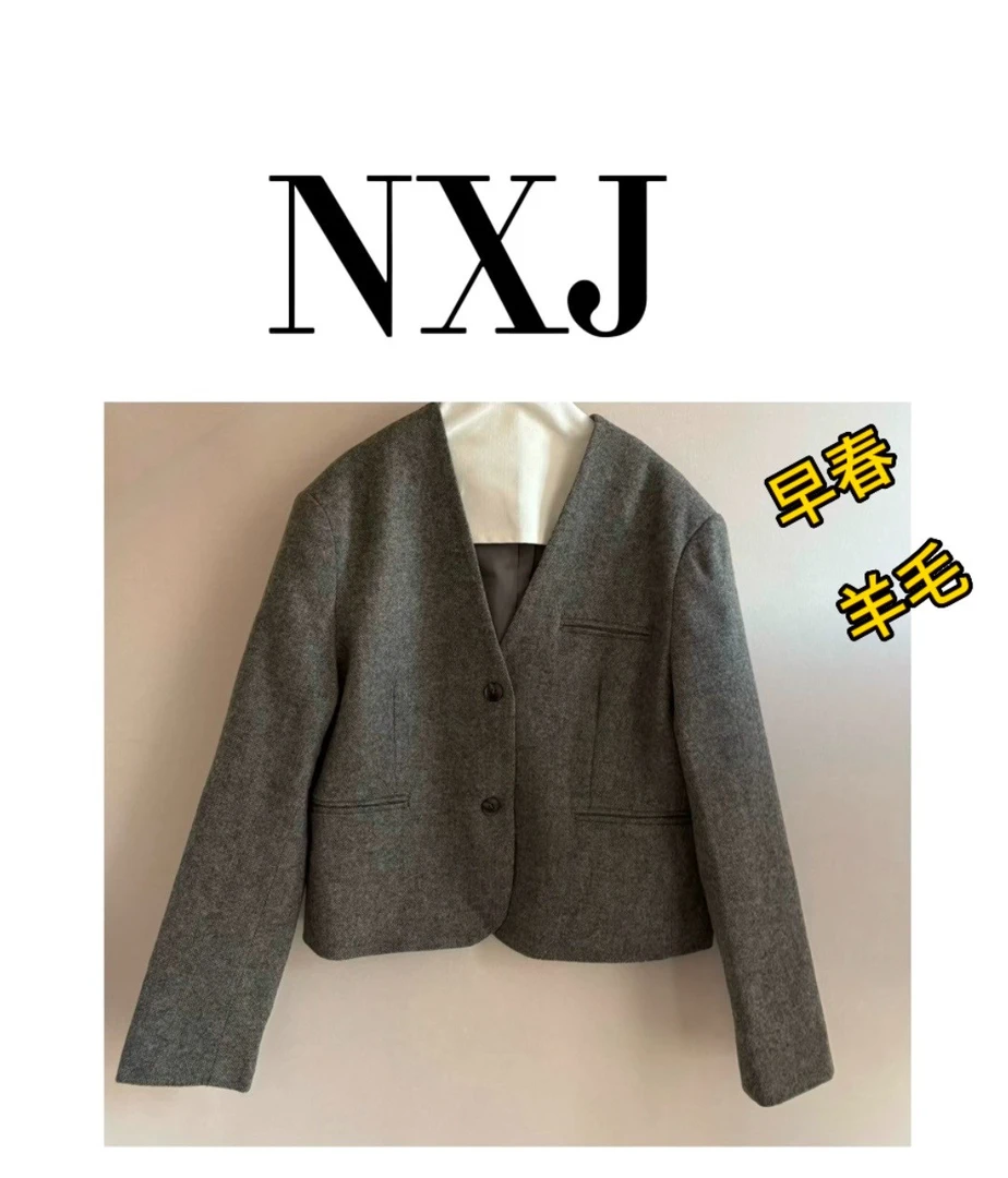 NXJ 【私服】微胖大码 春款老钱宽松短外套 250121