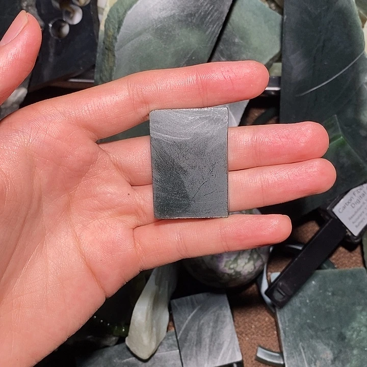 未镶嵌和田玉（青玉）珠宝半成品