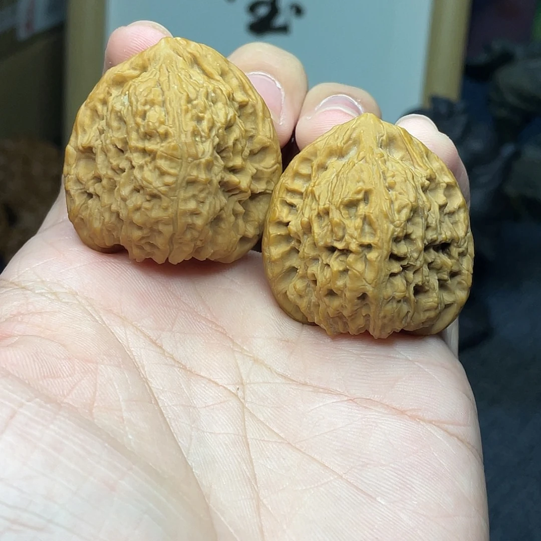 文玩核桃吊坠南疆石福利