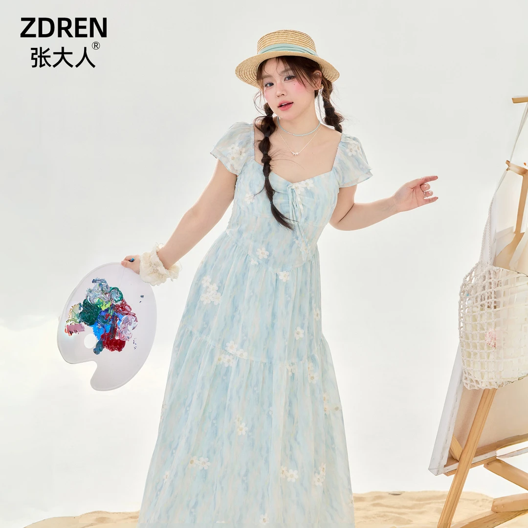 张大人【雏菊天空】大码女装微胖妹妹显瘦法式甜美度假风碎花连衣裙