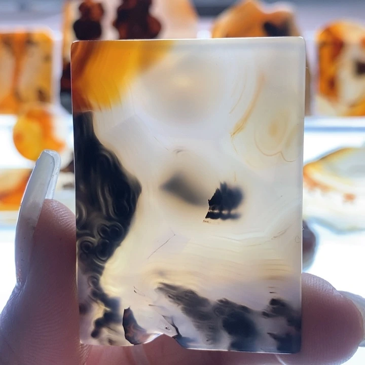 玛瑙/玉髓颈饰未镶嵌