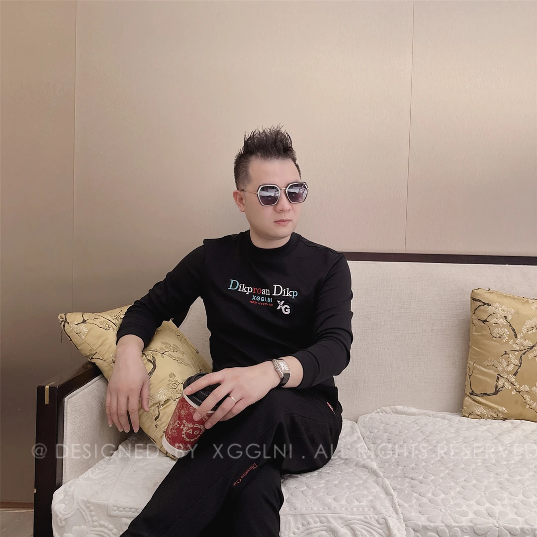 正品XGGLNI三色刺绣字母拼接（巴西海岛棉云朵舒适轻奢长袖（加绒款