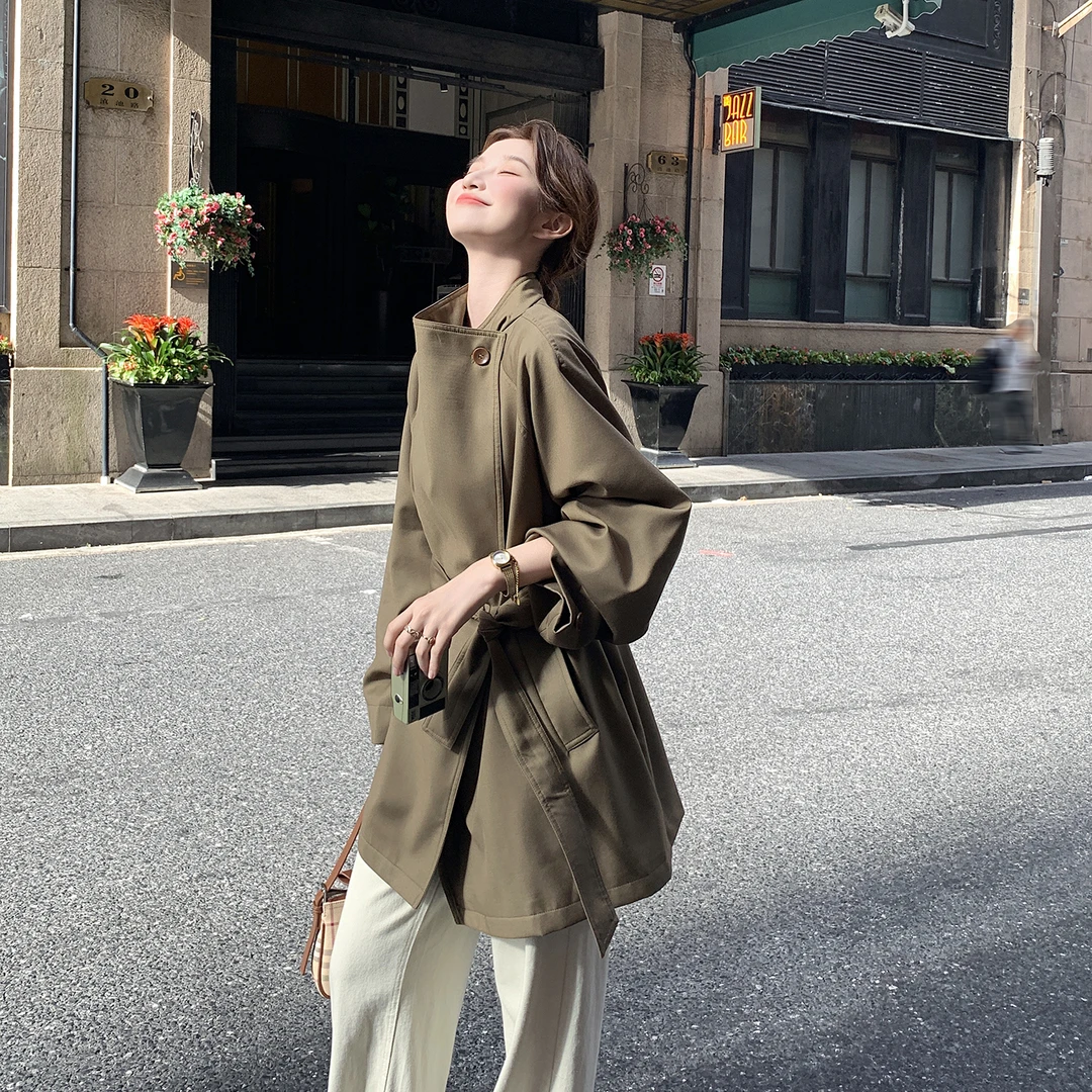 KALUOLAI/卡洛莱翻领极简风女纯色中长款风衣洋气设计感春秋休闲