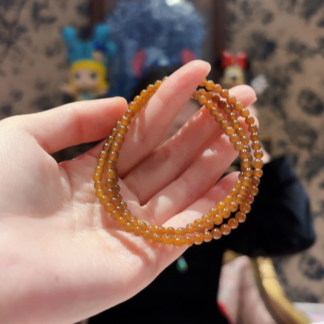 和田玉未镶嵌颈饰多样性发其一