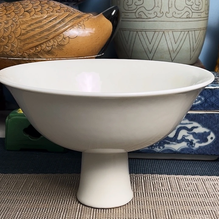 摆件景德镇白釉高足碗