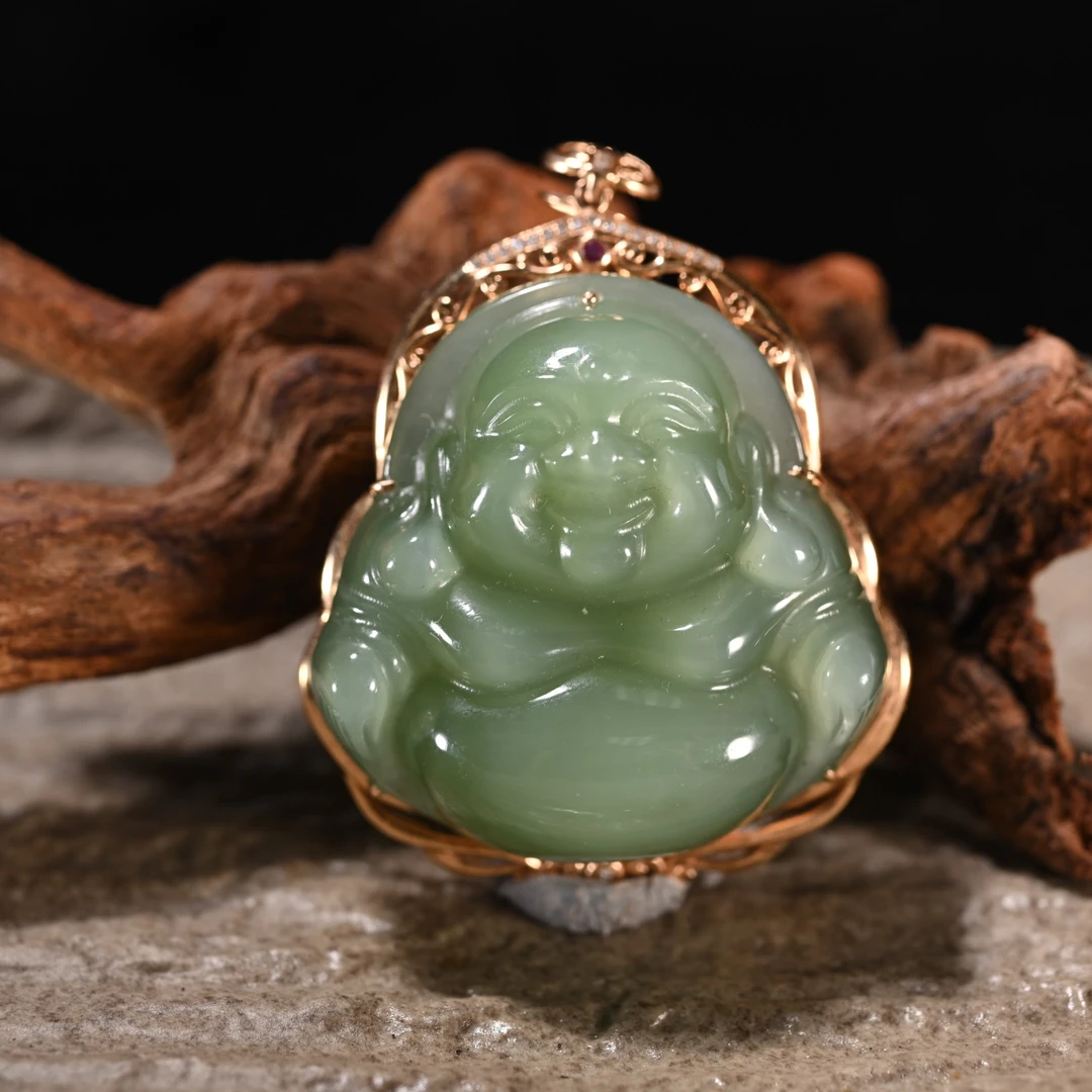 LOT8806 和田玉碧玉弥勒佛挂坠/保利早场