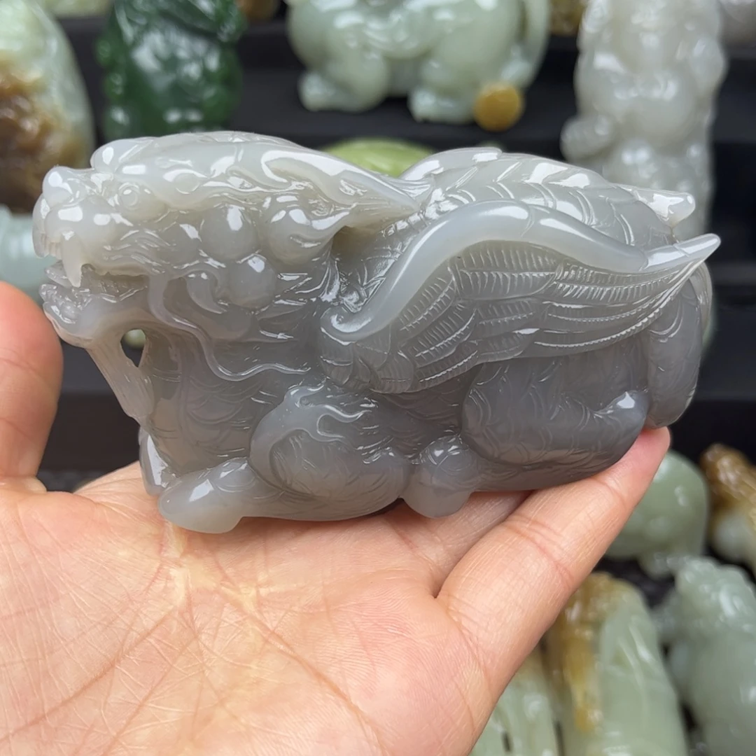 和田玉未镶嵌把件