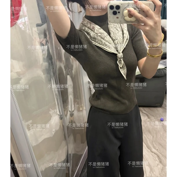 《无压力打底》蚕丝羊毛自留款灰绿色上衣。气球～ 不含丝巾