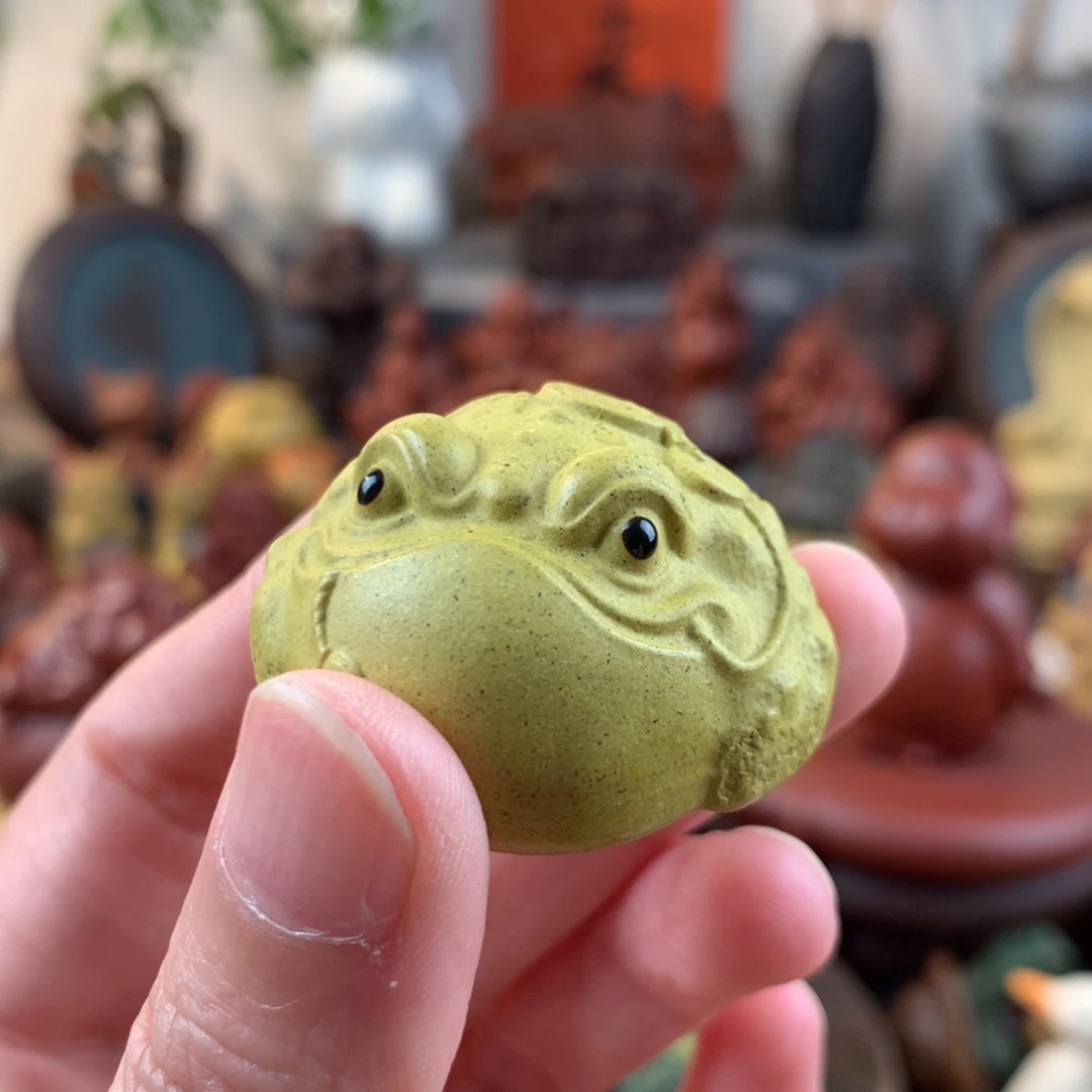 紫砂茶宠小小金蟾段泥