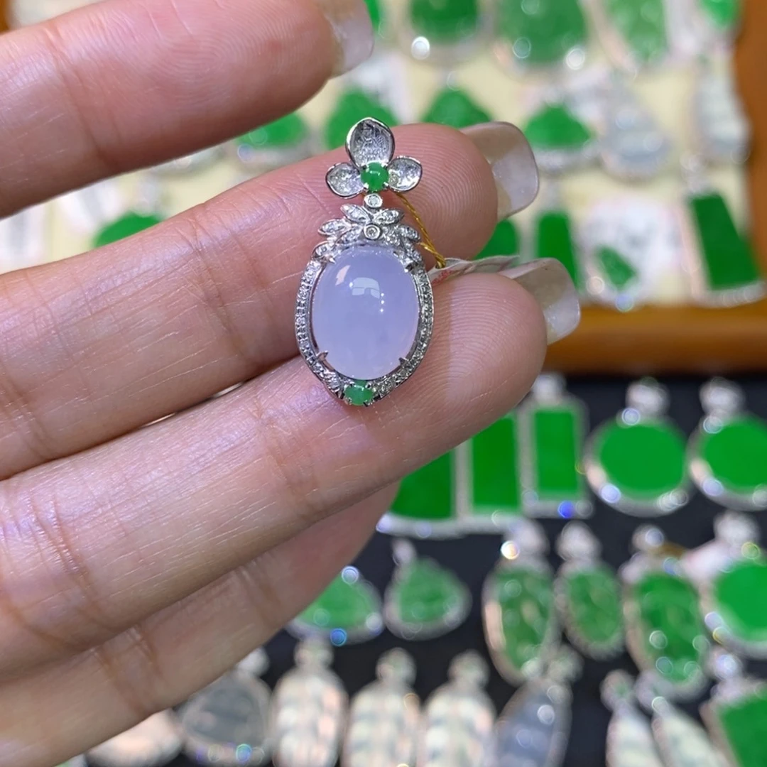 翡翠吊坠(不含链)18K金镶嵌吊坠