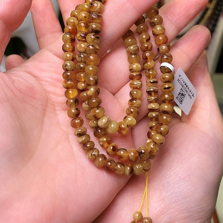 琥珀未镶嵌裸石抚顺琥珀6-645