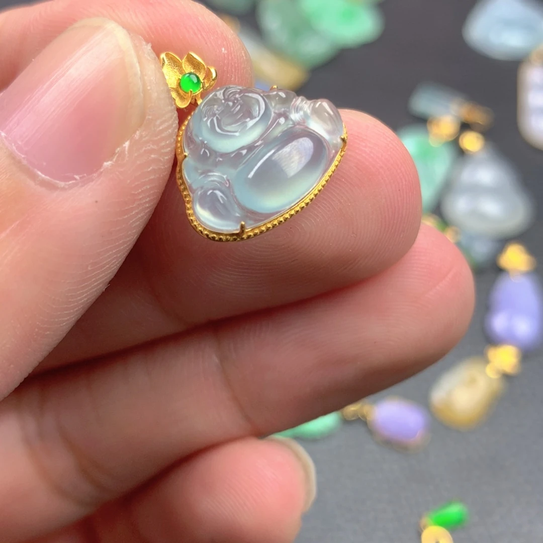 【闪购商品】颈饰18K金镶嵌翡翠翡翠