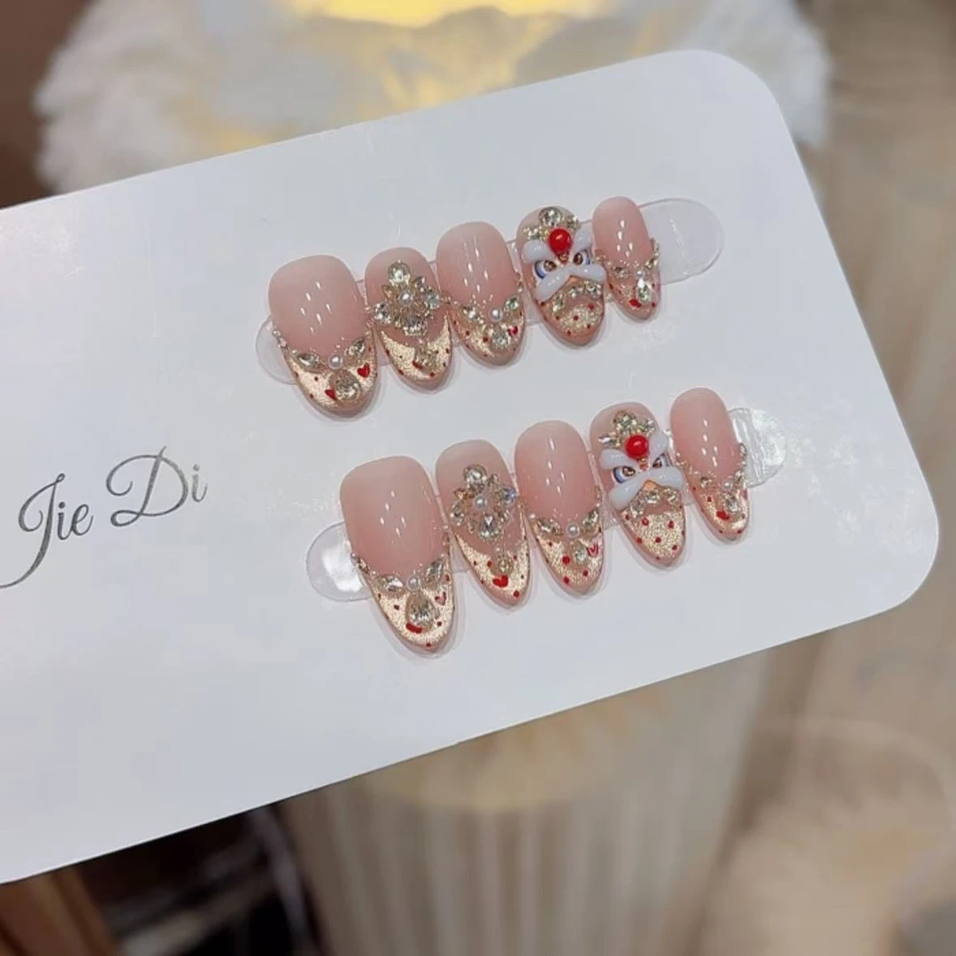 【金狮送福】姐弟纯手工穿戴美甲法式爱心拼钻醒狮BD189
