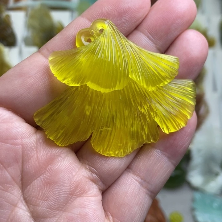 未镶嵌蛇纹石玉挂件