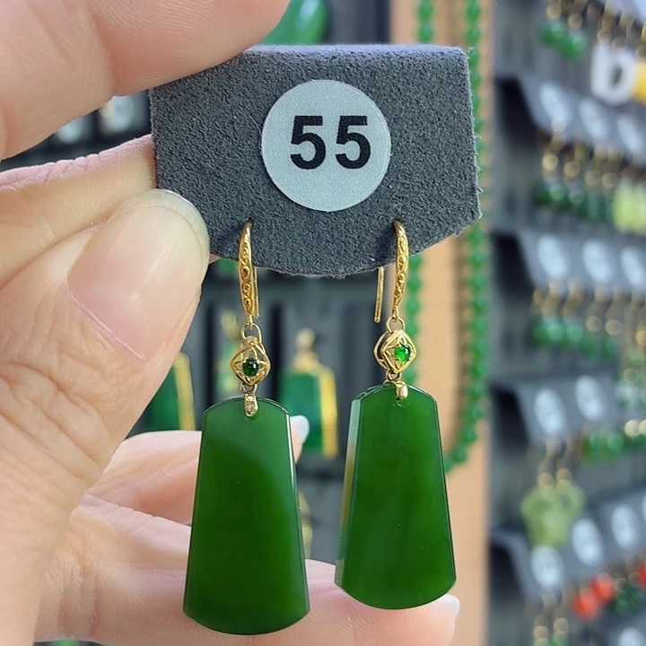 和田玉18K金镶嵌耳饰