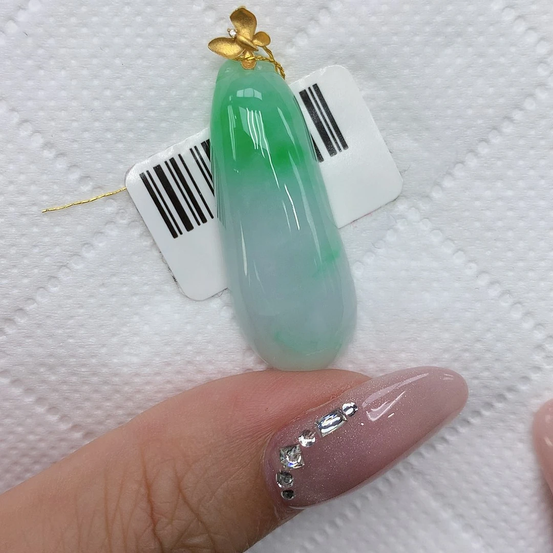 颈饰18K金镶嵌翡翠