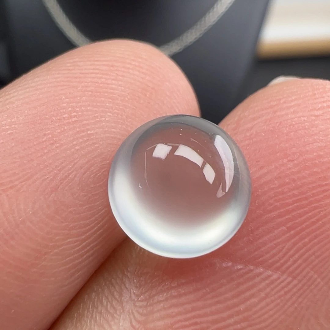 翡翠未镶嵌颈饰蛋面8.3