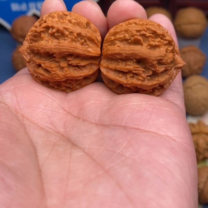 文玩核桃把件京八棱