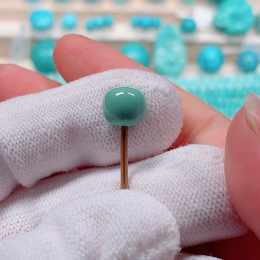 绿松石未镶嵌原矿绿松石