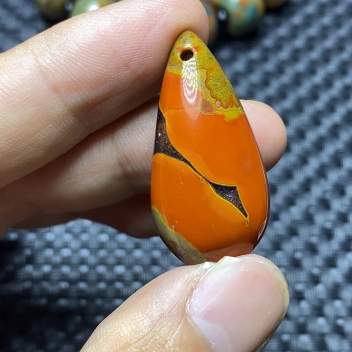 肥***飞玛瑙/玉髓无未镶嵌