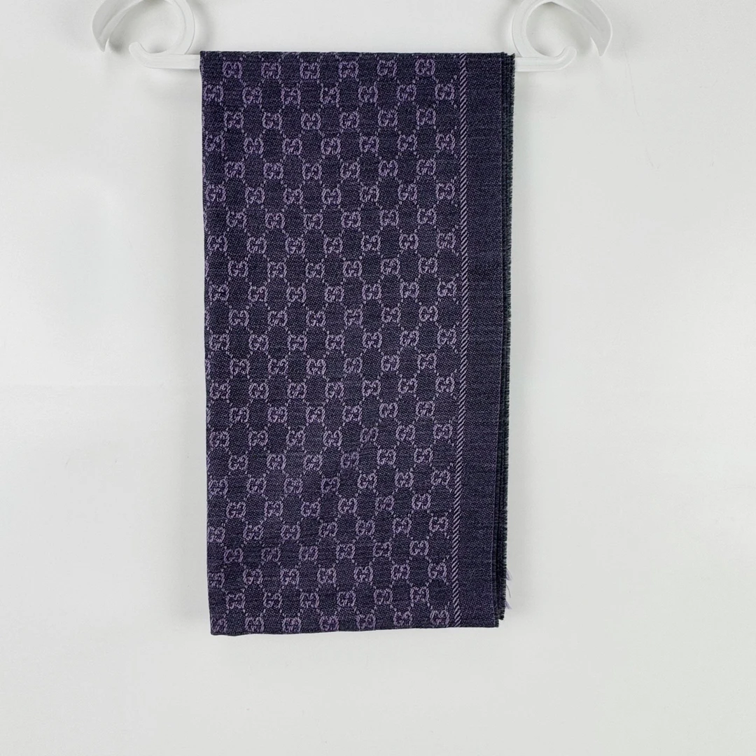 99新 GUCCI/古驰 紫色双面羊毛围巾 99新 sz0134