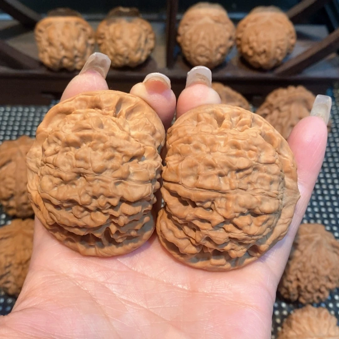 文玩核桃把件给***呀核桃