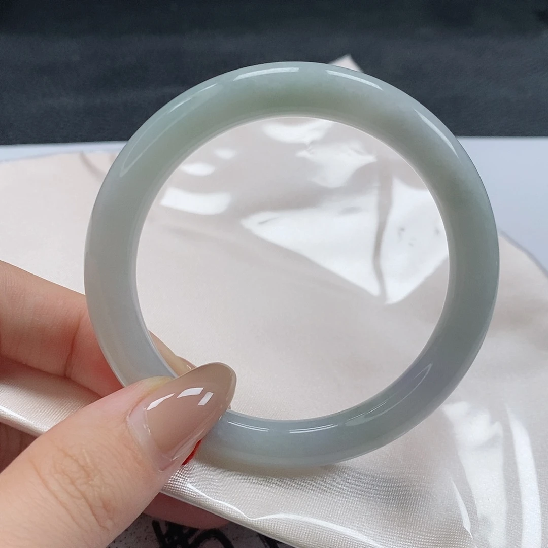【闪购商品】翡翠手镯（圆镯）未镶嵌331号